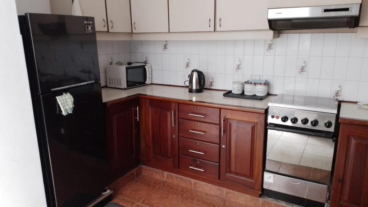 Chelsea Villa Bnb Kolombo Bagian luar foto